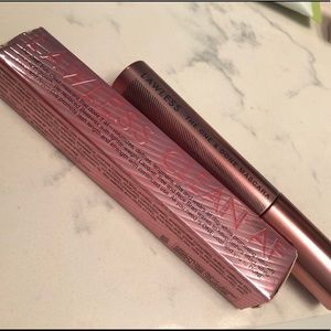 Lawless One and Done Volumzing ‘Nightlife’ Mascara